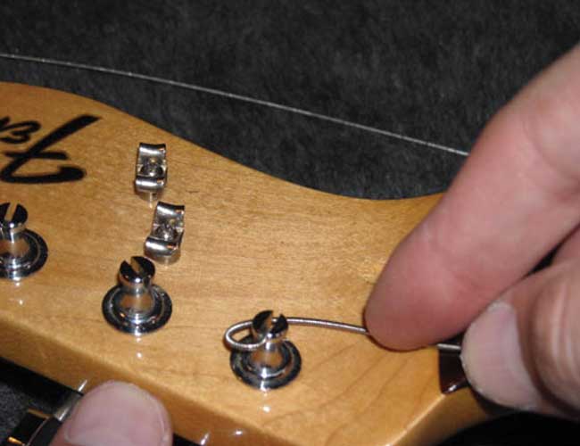 Changing strings on a Fender Telecaster